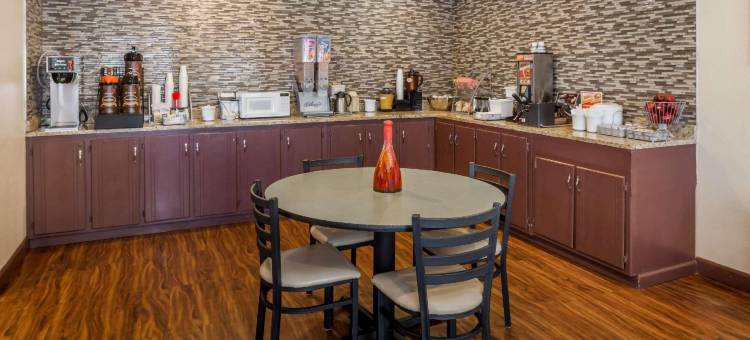 莱巴嫩温德姆速8酒店(Super 8 by Wyndham Lebanon)图片