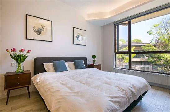 可爱老板娘别墅(青岛嘉陵江东路店)