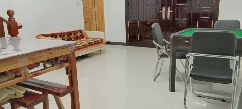 桃花潭水深千尺不及汪伦送我情度假别墅(平安街分店)图片