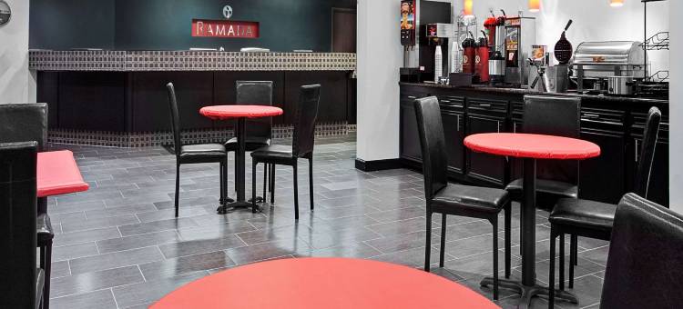 珍珠市-杰克逊机场温德姆华美达酒店(Ramada by Wyndham Pearl/Jackson Airport)图片