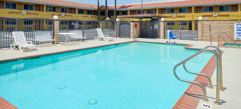 帕萨迪纳阿祖萨美洲最佳价值酒店(Americas Best Value Inn-Azusa/Pasadena)图片