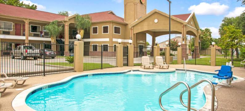 休斯顿-布鲁克霍洛速8酒店(Super 8 by Wyndham Houston/Brookhollow NW)图片