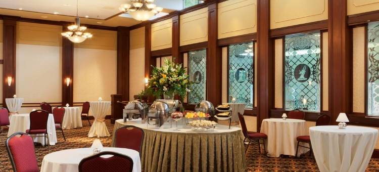 希尔顿逸林酒店-夏洛特镇(DoubleTree by Hilton Charlottesville)图片