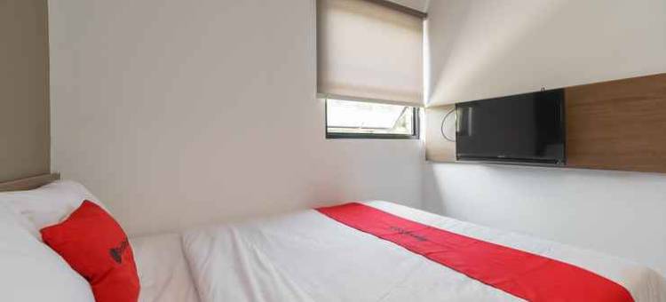 红多兹伊斯兰酒店-近德拉加梅迪卡医院(RedDoorz Syariah Near Rumah Sakit Medika Dramaga)图片