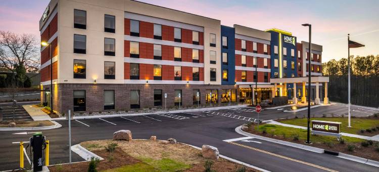 罗利州立竞技场希尔顿惠庭酒店(Home2 Suites by Hilton Raleigh West Lenovo Center)图片