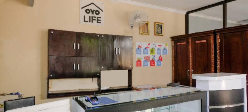 OYO Life 2744 Qudsi宾馆(OYO Life 2744 Guest House Qudsi)图片