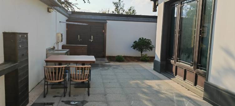 房东小娟57度假别墅(湖东路分店)图片