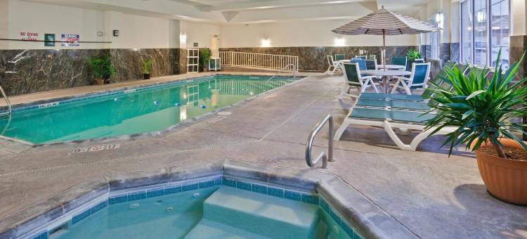 道奇城拉昆塔温德姆套房酒店(La Quinta Inn & Suites by Wyndham Dodge City)图片