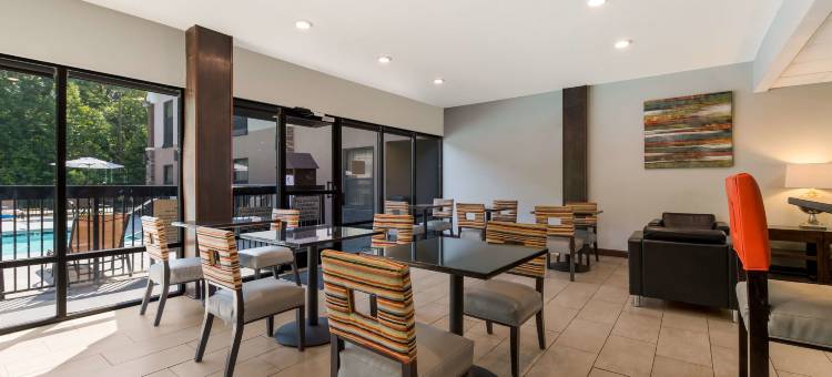 阿尔伯马尔贝斯特韦斯特酒店(Best Western Albemarle Inn)图片