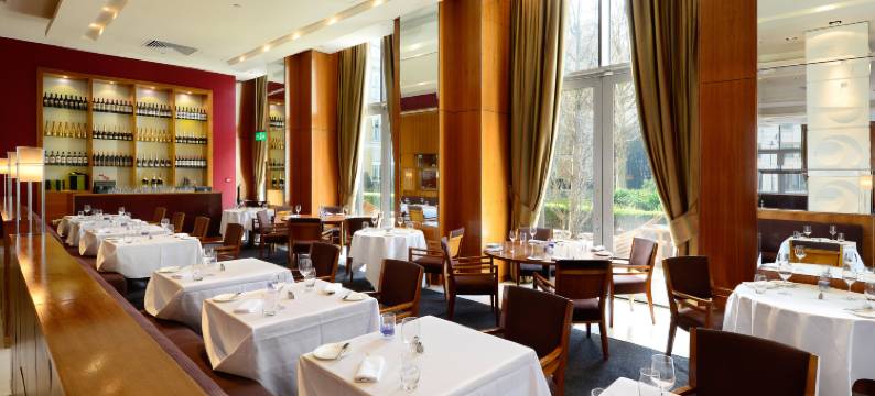 加那利滨江广场酒店(Canary Riverside Plaza Hotel)图片