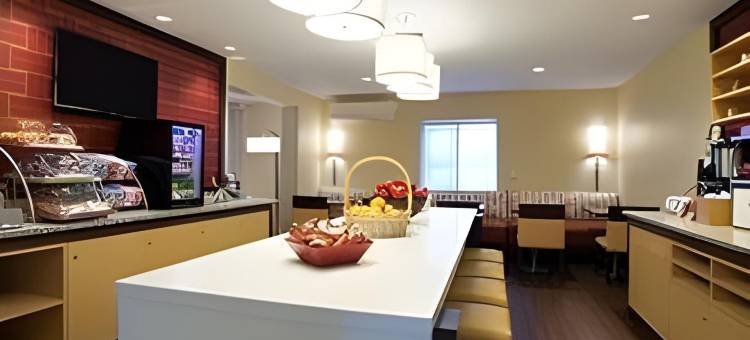 奥马哈老磨坊美茵斯坦套房酒店(MainStay Suites Omaha Old Mill)图片