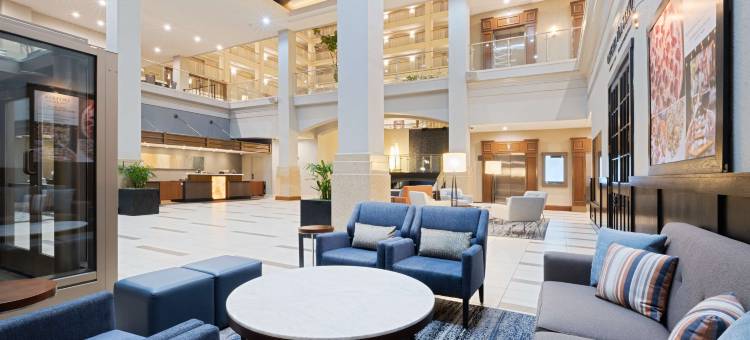 芝加哥市市区北岸希尔顿安泊酒店(Embassy Suites by Hilton Chicago Downtown River North)图片