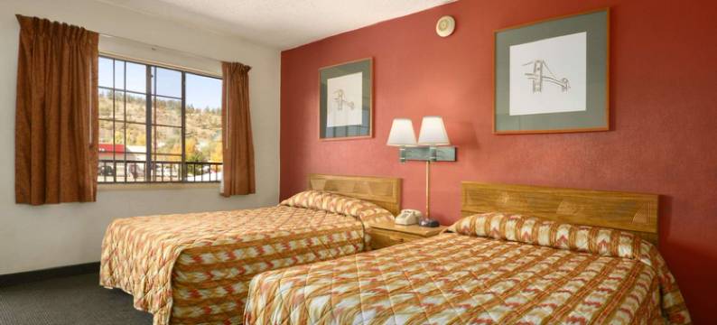 费拉格尔斯塔夫大学西温德姆豪生酒店(Howard Johnson by Wyndham Flagstaff University West)图片