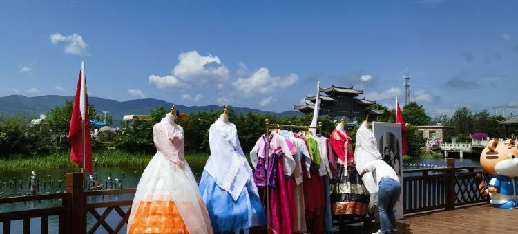 防川朝鲜族民宿(圈防线分店)图片