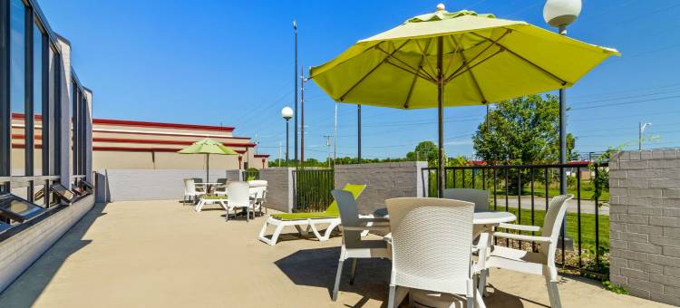 埃文斯维尔机场舒适酒店(Comfort Inn & Suites Evansville Airport)图片