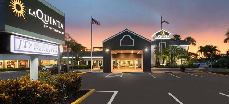 卡纳维拉尔港可可比奇海滩拉昆塔温德姆酒店(La Quinta Inn by Wyndham Cocoa Beach-Port Canaveral)图片