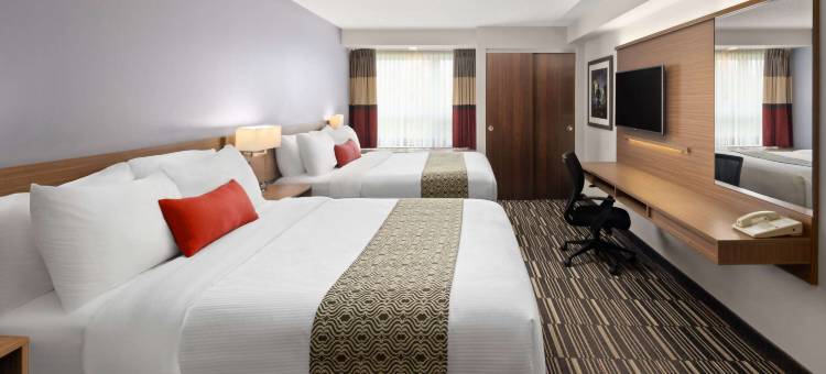 Microtel Inn & Suites by Wyndham Kirkland Lake图片