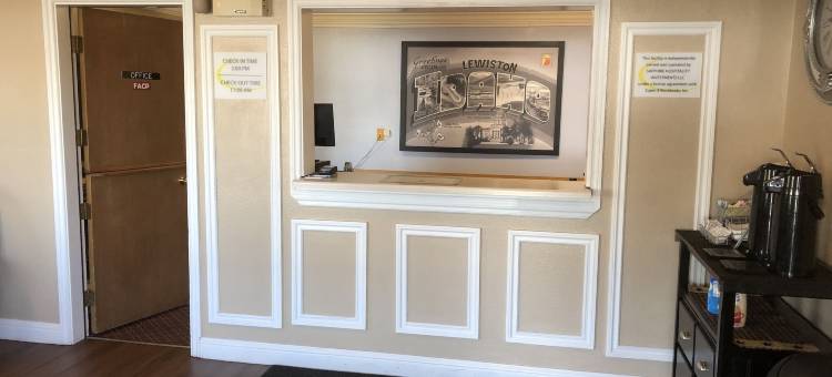 刘易斯顿温德姆速8酒店(Super 8 by Wyndham Lewiston)图片