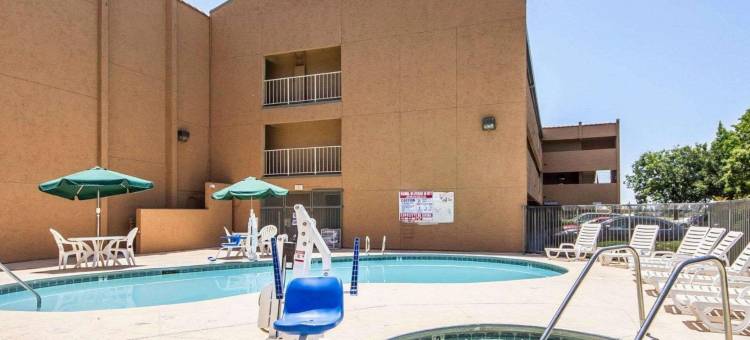 加利福尼亚萨克拉门托 6 号房酒店(纳托玛斯及 SMF 机场)(Studio 6 Sacramento, CA – Natomas & Smf Airport)图片