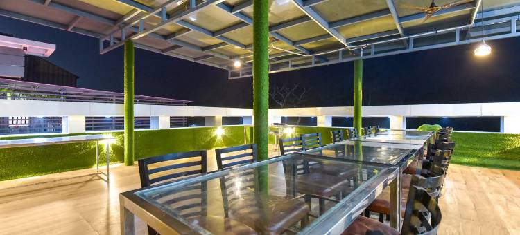 Fabhotel 哈里公寓(FabHotel Hari Residency)图片