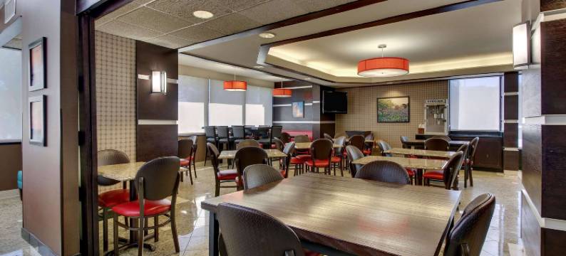 Heritage Inn Suites Houston Sugar Land, Trademark by Wyndham图片