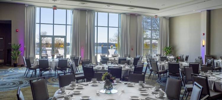 尼亚加拉瀑布希尔顿逸林酒店(DoubleTree by Hilton Niagara Falls)图片