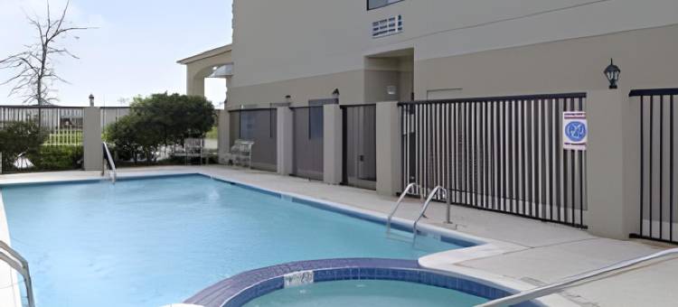 帕萨迪纳温德姆速8酒店(Super 8 by Wyndham Pasadena)图片