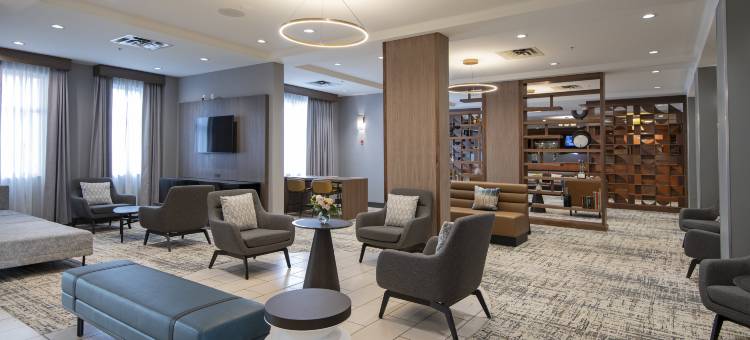 Holiday Inn & Suites 坎卢普斯(Holiday Inn & Suites Kamloops)图片