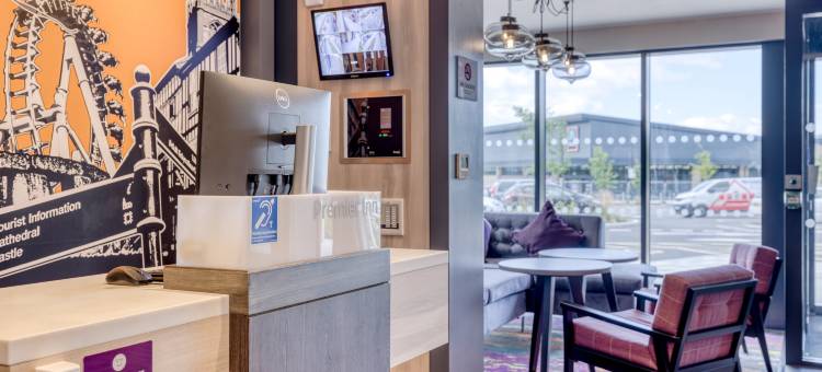 普瑞米尔酒店布里斯托尔公园大道 - M32(Premier Inn Bristol Parkway - M32)图片