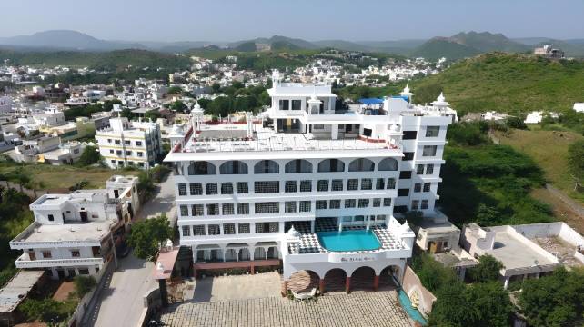 乌代布尔梅瓦格中心雷金塔酒店(Regenta Central Mewargarh, Near Biological Park)