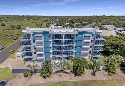 Koola Beach Apartments BargaraHotel Overview