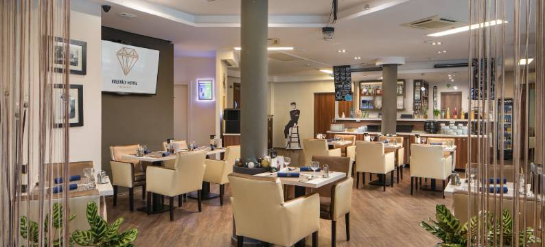 克里斯特里酒店(Kristály Hotel)图片