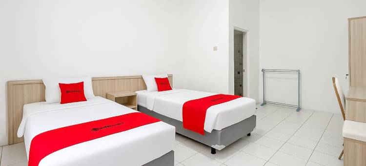 RedDoorz @ Hotel Mewah PLTU Indramayu图片
