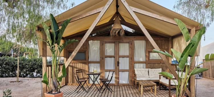 TAIGA阿尔梅里亚海滩(Taiga Almeria Playa)图片