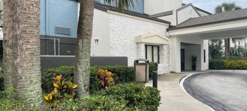 麦格特韦斯特德斯蒂尼棕榈酒店(Destiny Palms Hotel Maingate West)图片