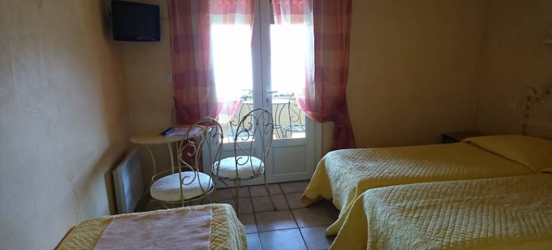 莱斯凯瓦雷餐厅酒店(Hotel les Cavalets)图片