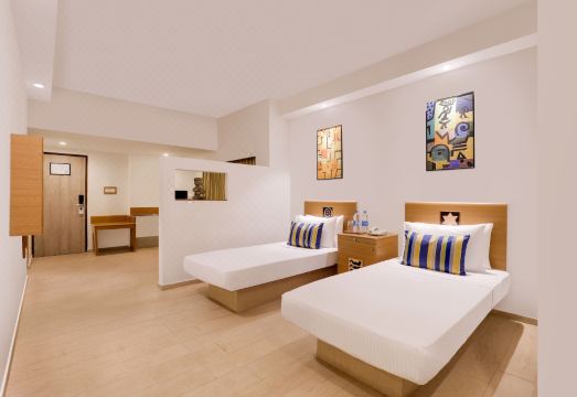 Lemon Tree Hotel, IndoreHotel Overview