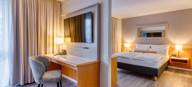 杜塞尔多夫卡尔斯特美居酒店(Mercure Hotel Duesseldorf Kaarst)图片