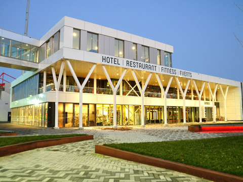 奥许弗莱彻餐厅酒店