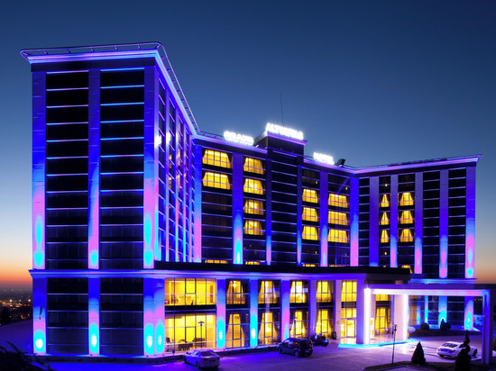 阿尔屯塔斯大酒店