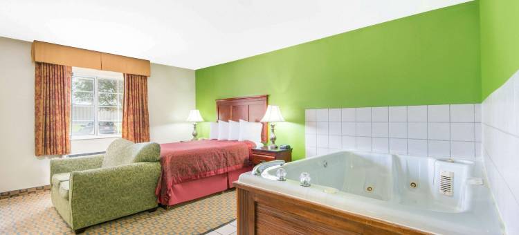 威奇托温德姆戴斯套房酒店(Days Inn & Suites by Wyndham Wichita)图片