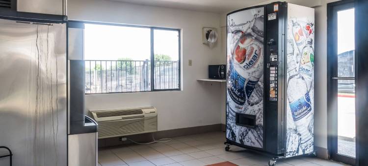 德克萨斯梅斯基特 - 罗迪奥 - 会议中心 6 号汽车旅馆(Motel 6 Mesquite, TX - Rodeo - Convention Ctr)图片