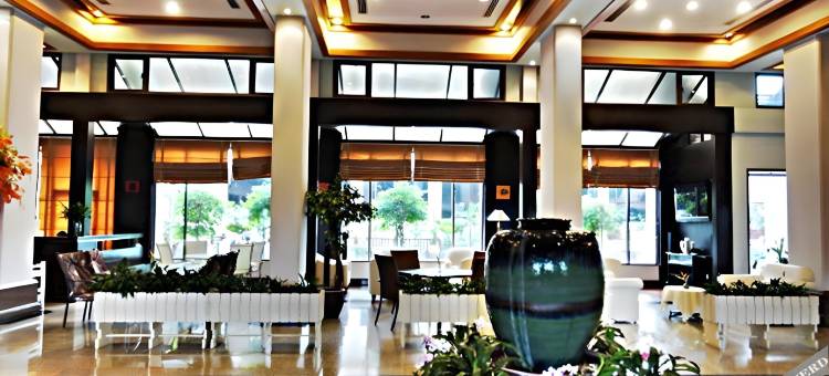 苏攀武里酒店(Songphanburi Hotel)图片