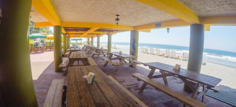 艾斯特罗海洋酒店(Hotel Estero y Mar)图片