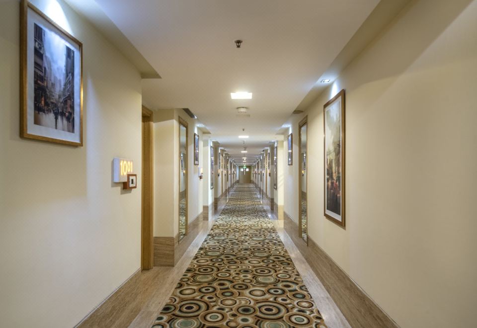 Radisson Gurugram Sohna Road City Center Hotel Overview