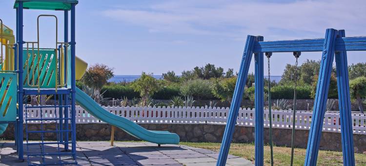 “基奥塔里米拉鲁纳海滩度假村”(Kiotari Miraluna Resort)图片