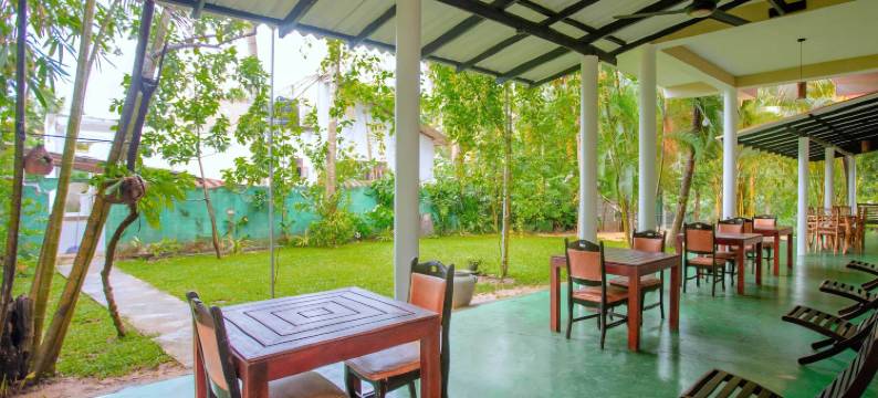 亚拉河面客栈(Yala River Face Inn)图片