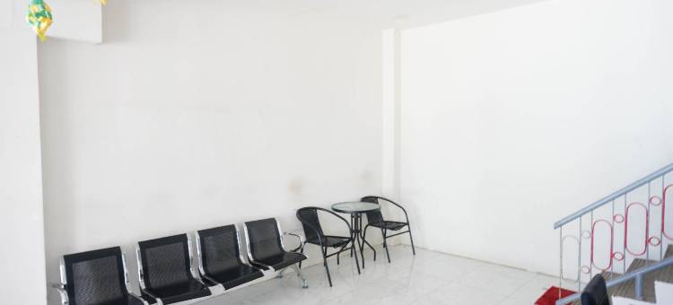 RedDoorz at Jalan Somba Opu Losari图片