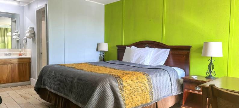 OYO 山核桃之家旅馆(OYO Hickory House Inn)图片