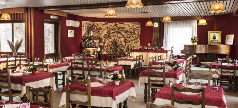 法国旅馆商务酒店(Logis Hotel Restaurant du Commerce)图片